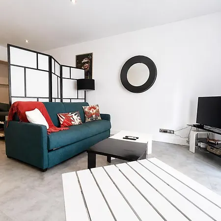Large Just 6 Minutes Away From The Palais And The Croisette * Cannes